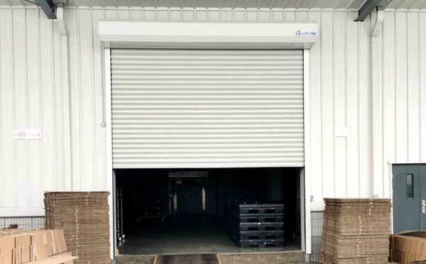 提升門比卷簾門有哪些優點？插圖1